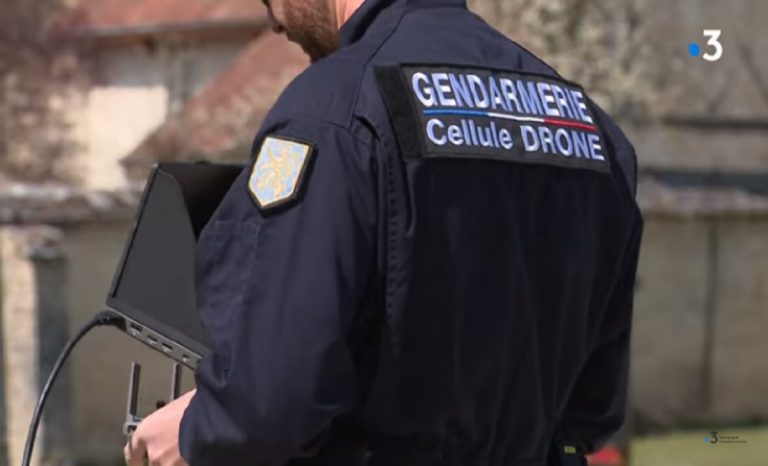 Droni violano la privacy polizia francese