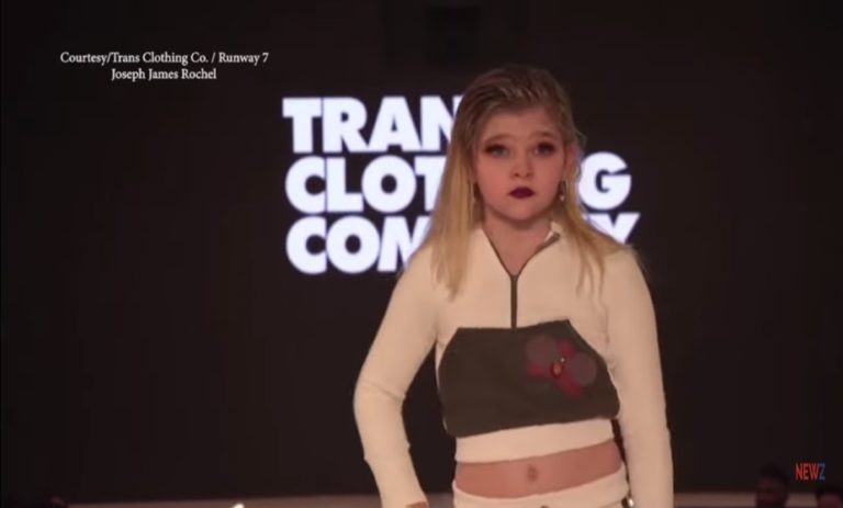 Noella McMaher, modella trasngender di 10 anni: «Normalità? È il 2022!»